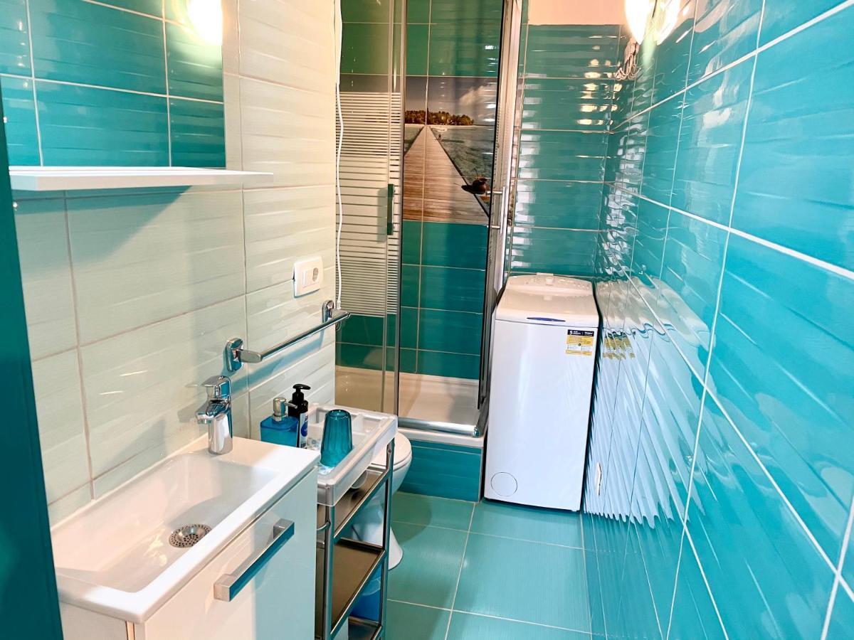 Turquoise Apartment
