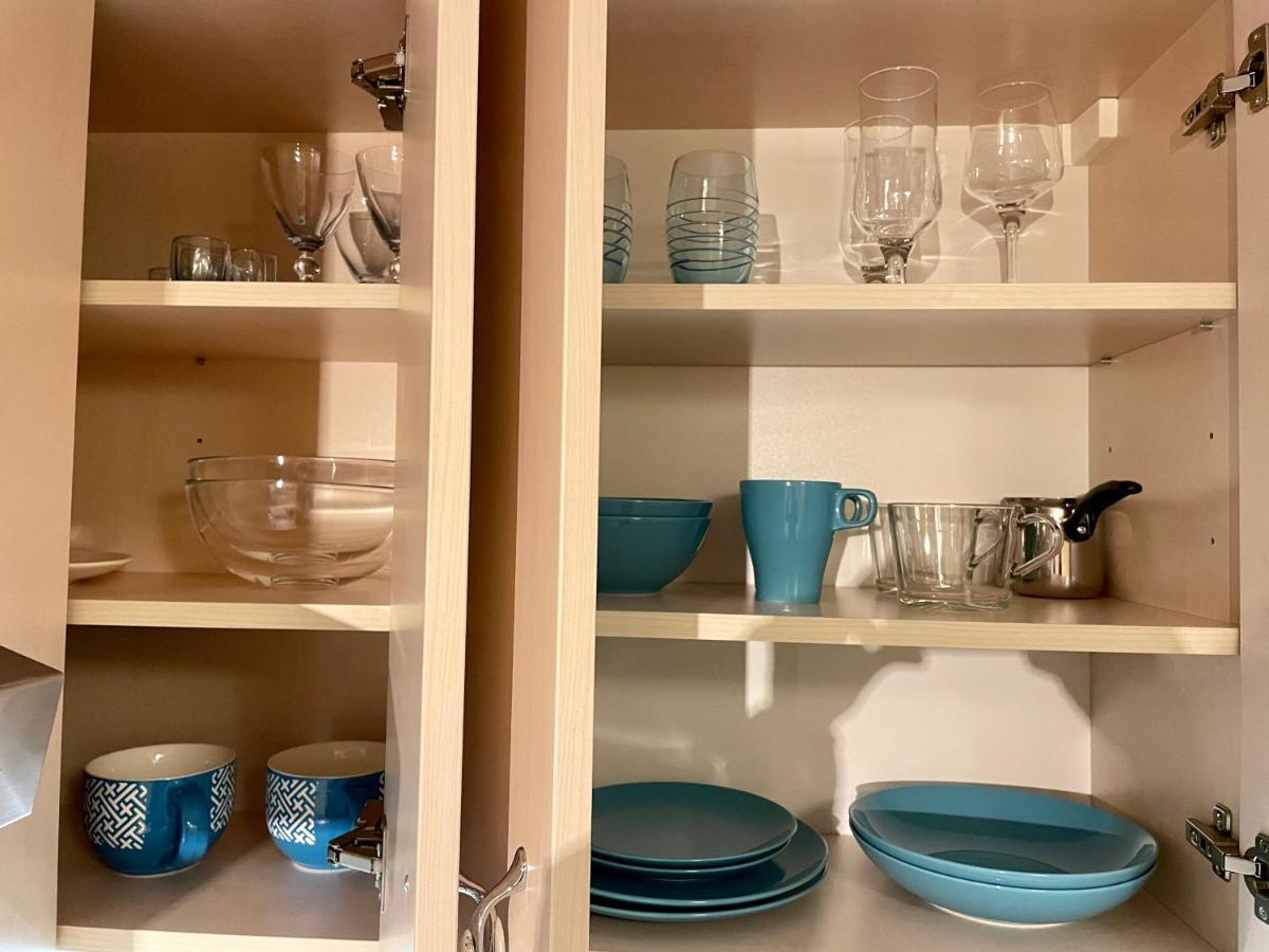 Turquoise Apartment *